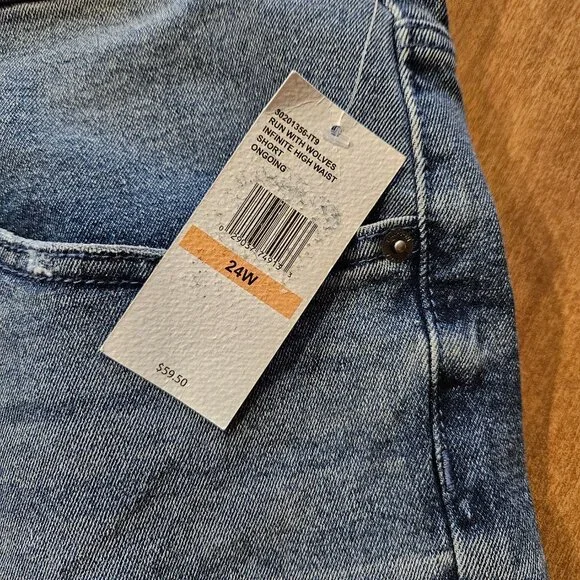 Jessica Simpson 24W Infinity High Waist Buttonfly Jean Shorts - Picture 7 of 13